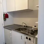 Salute Budget Лейкербад